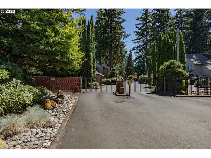 Property Photo: 3607 NE 83rd Ave WA 98662
