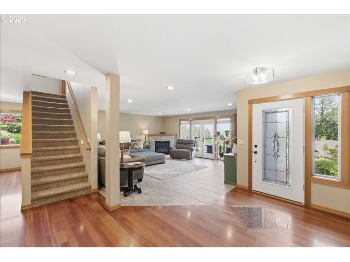 Property Photo: 2495 Stoneway Ct OR 97304