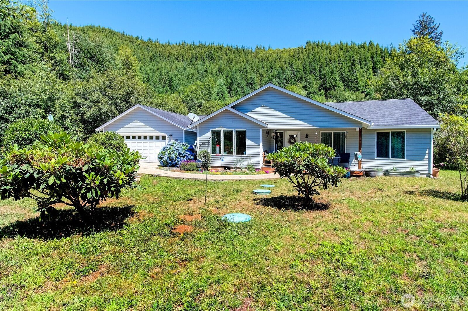 Property Photo:  285  North Valley  WA 98638 