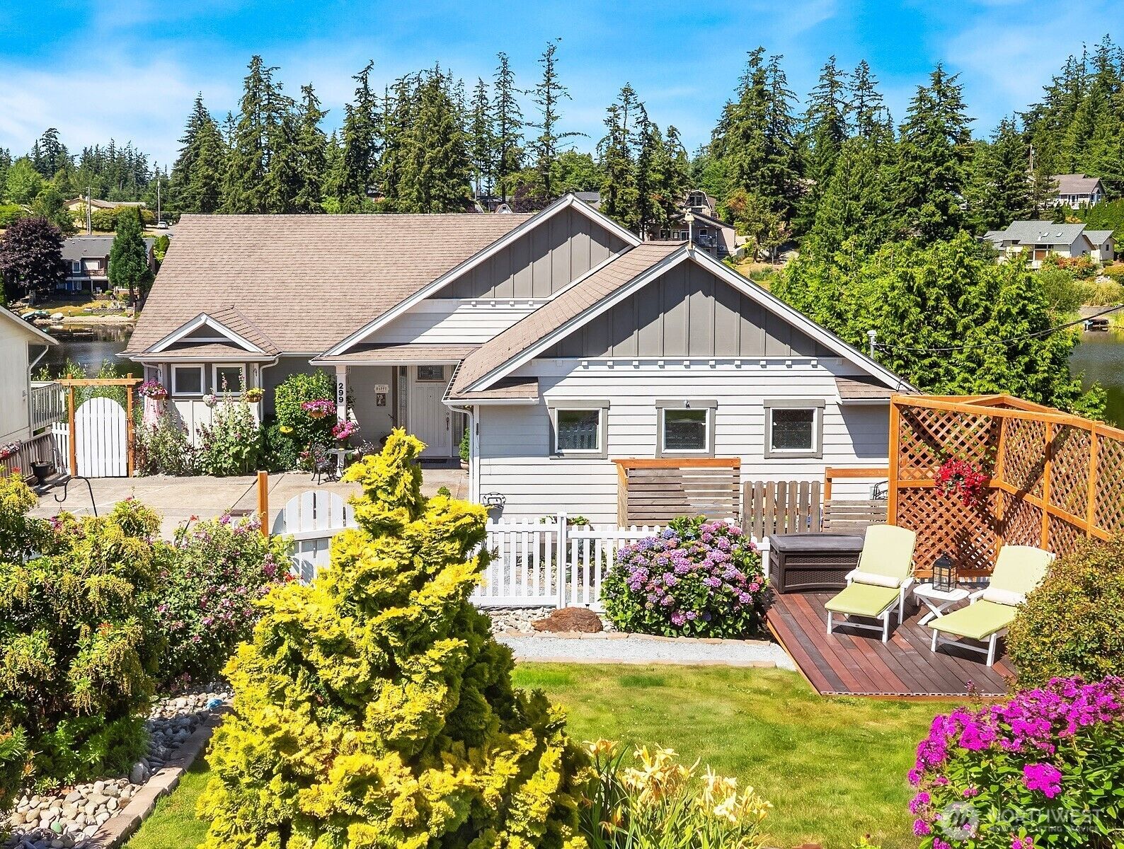 Property Photo: 299 Lochwood Drive WA 98282