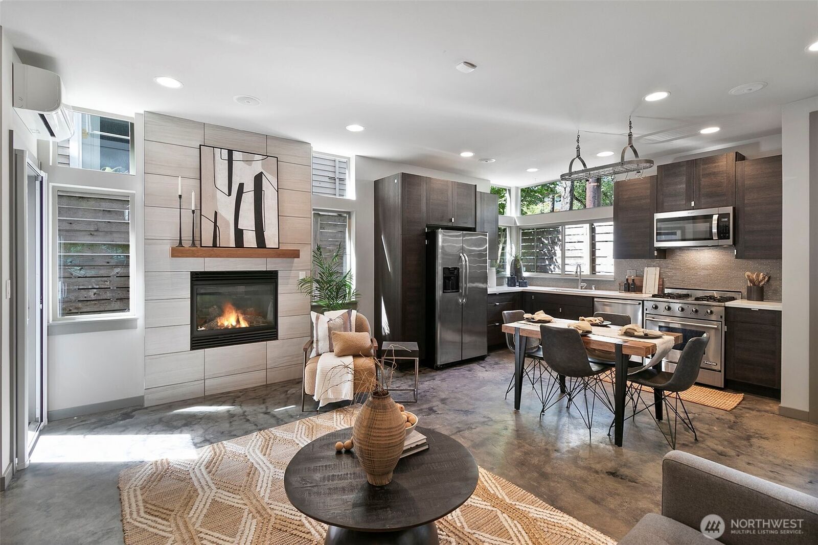 Property Photo: 310 21st Avenue A WA 98122