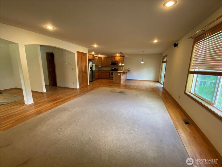Property Photo:  31672  Military Road S  WA 98001 