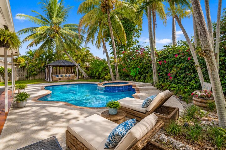 Property Photo: 11651 NW 39th Street FL 33323