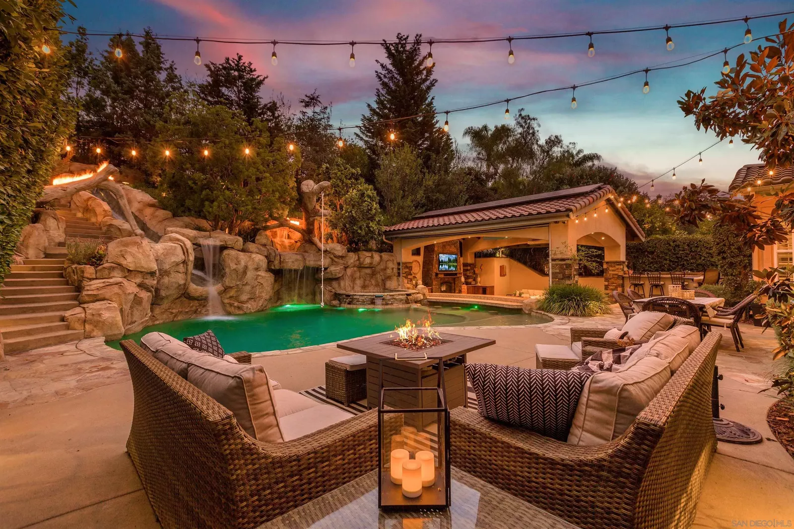 Property Photo:  8149 Calle Catalonia  CA 92009 