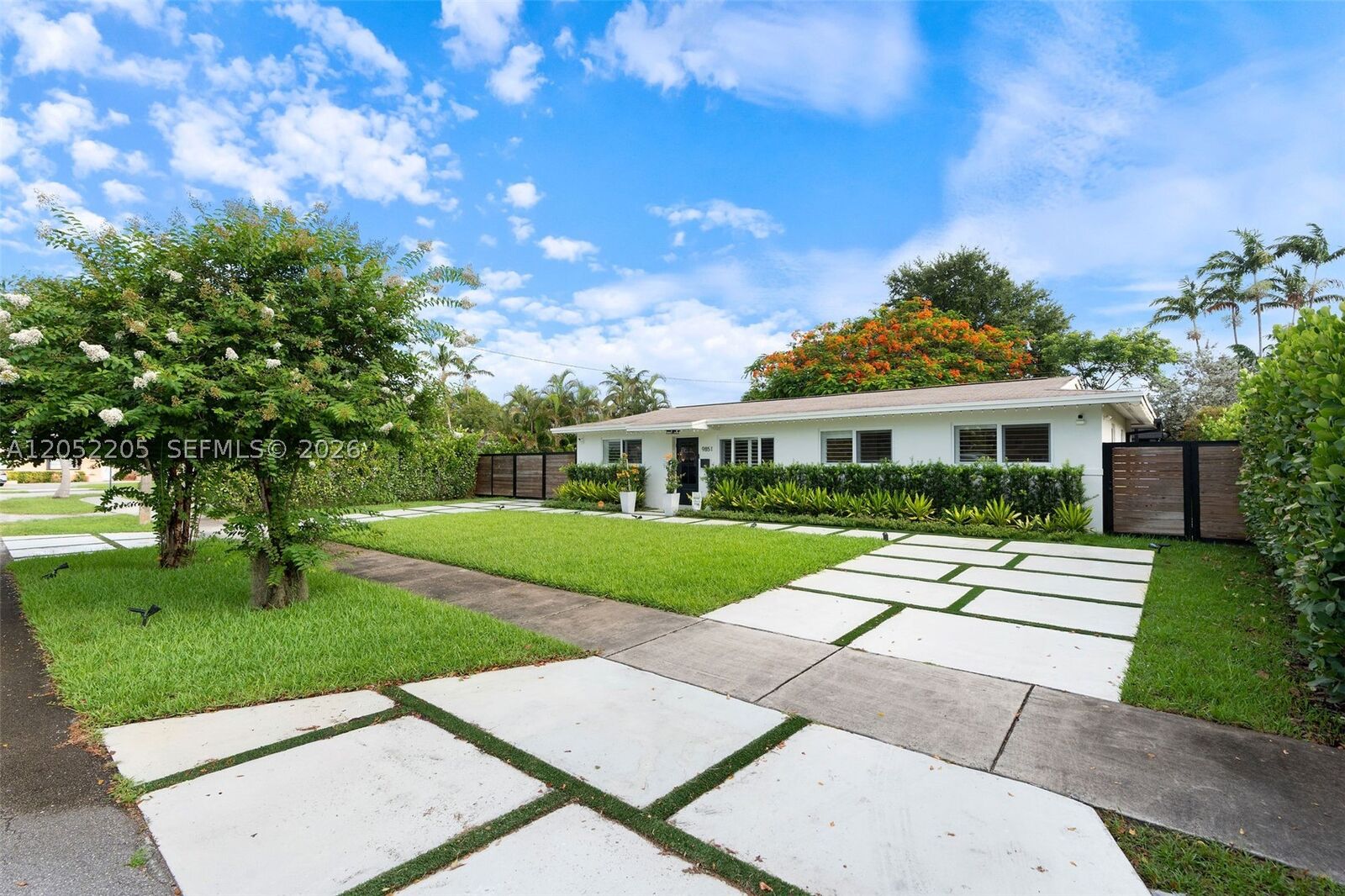 Property Photo: 9851 SW 85th Ter FL 33173
