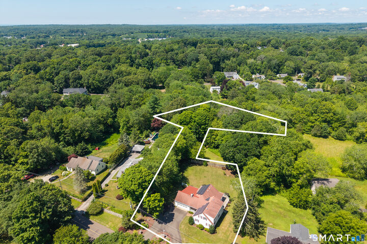 Property Photo:  110 Nut Plains Road  CT 06437 
