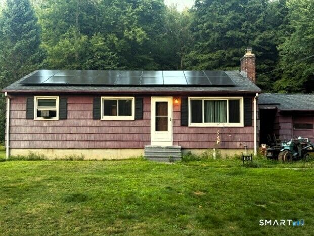 Property Photo:  1945 West Street  CT 06489 