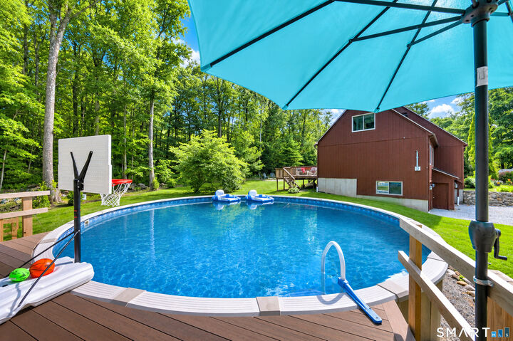 Property Photo:  67 Woodcutters Drive  CT 06524 