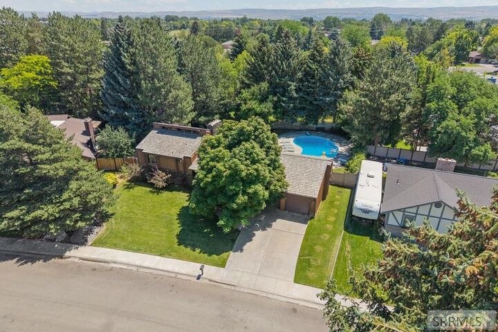 Property Photo: 2795 Surrey Lane ID 83404