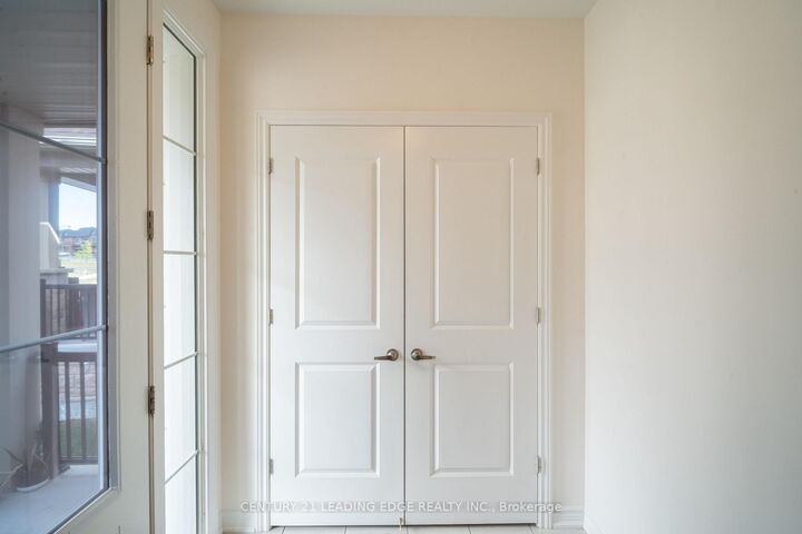 Property Photo: 103 Kentledge Avenue ON L9N 1E3