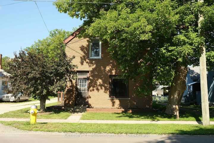 Property Photo: 104 Spruce Street ON L9Y 3G7