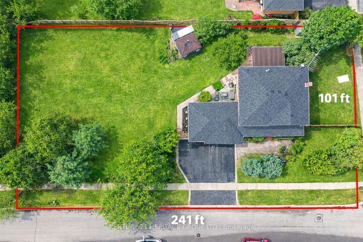Property Photo: 80 Findlay Avenue ON L7B 1E1