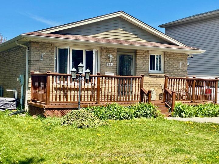 Property Photo:  349 Banbury Crescent  ON N5Z 4V1 