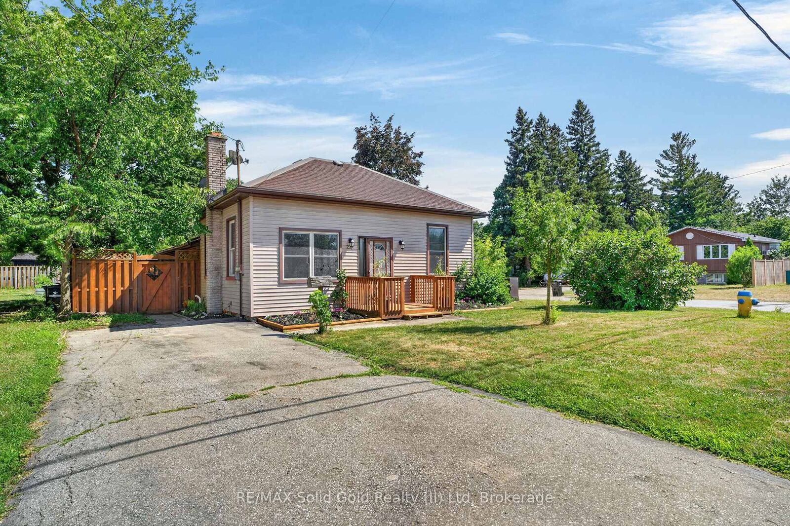 Property Photo: 23 McRae Street ON N0B 1E0