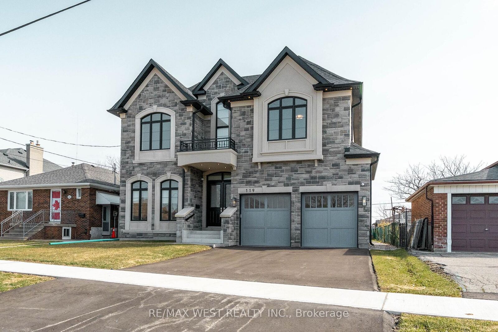 Property Photo: 119 Jay Street ON M6L 2M3