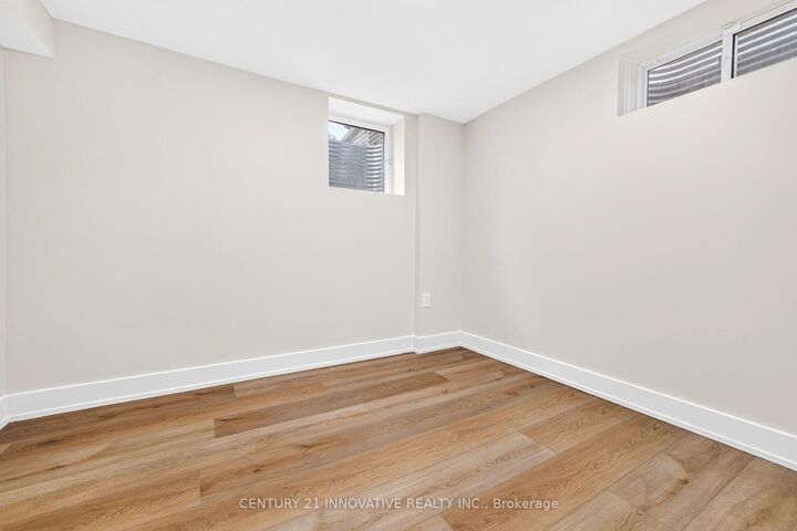 Property Photo:  154 Fanshawe Drive Bsmt  ON L6Z 1B1 