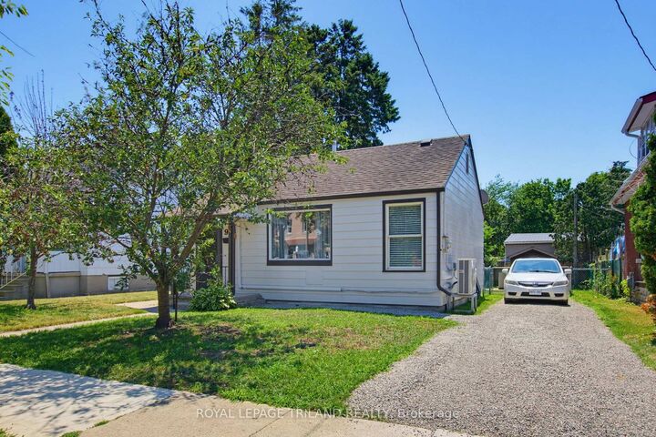 Property Photo:  903 Trafalgar Street N  ON N5Z 1G1 