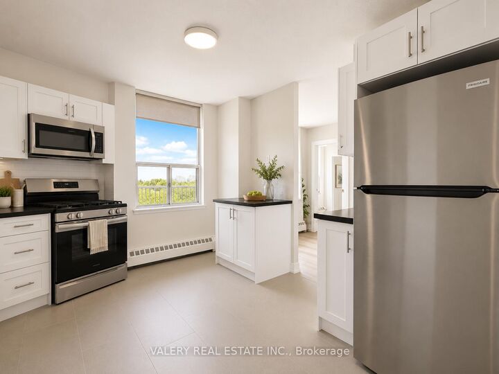 Property Photo: 75 Eastdale Avenue 812 ON M4C 5N3