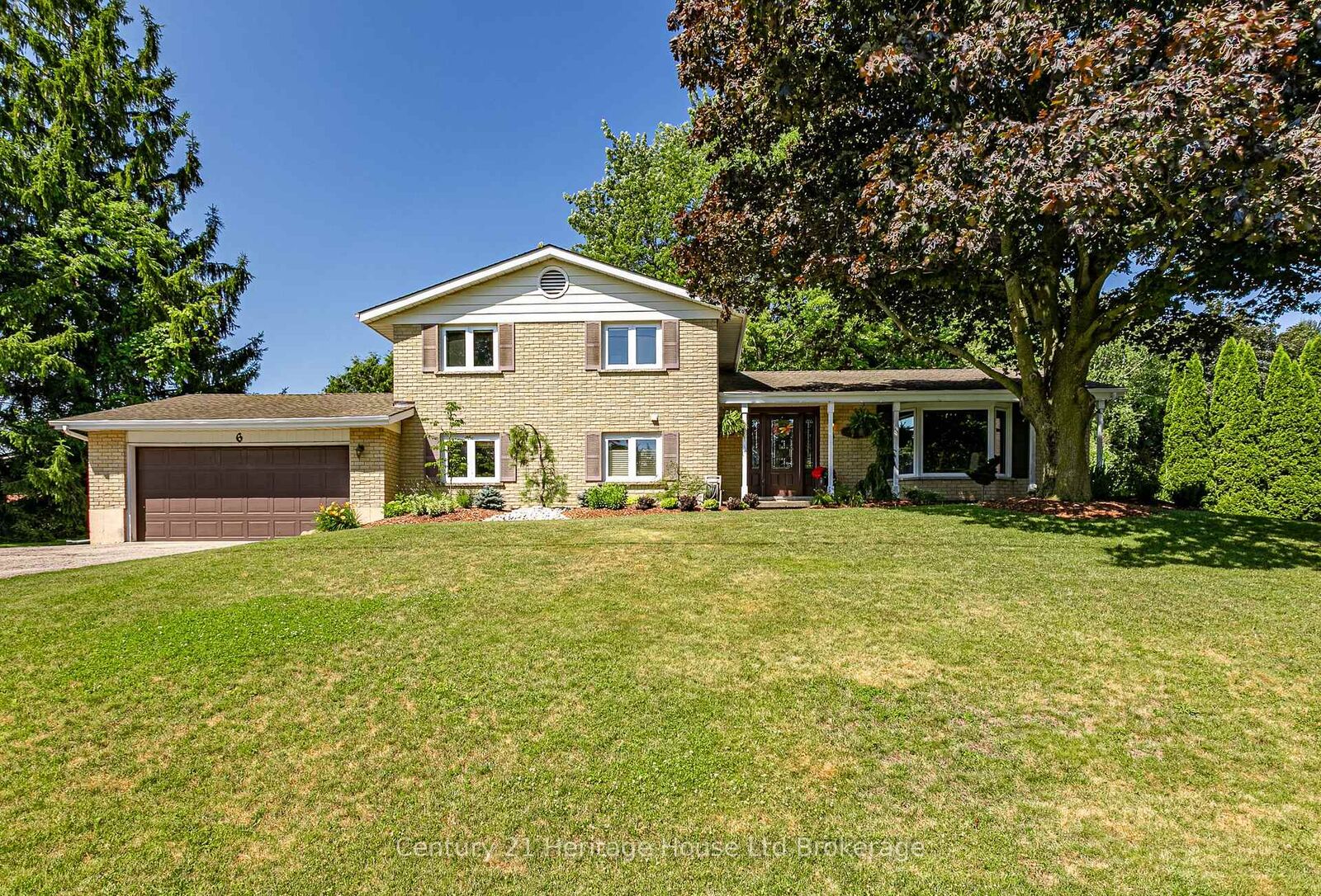 Property Photo:  6 Millard Street  ON N4S 7V6 