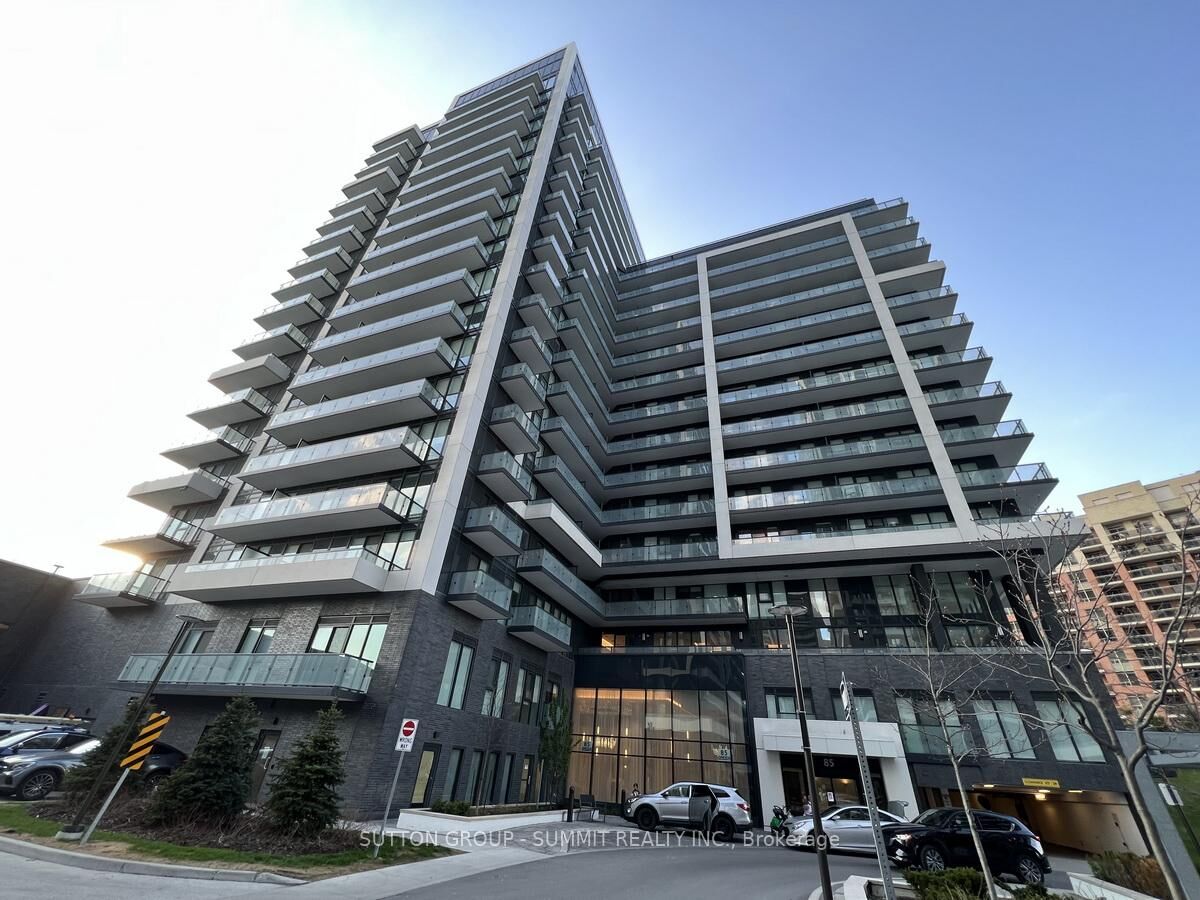 Property Photo: 85 Oneida Crescent 401 ON L4B 0H4