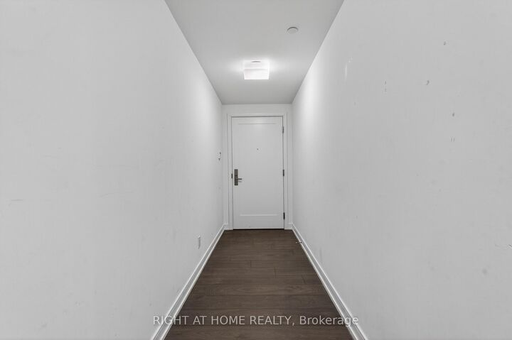 Property Photo: 3 Gloucester Street 512 ON M4Y 0C6
