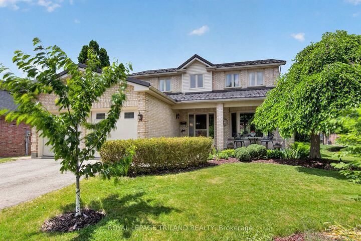 46 Garden Walk — photo 1