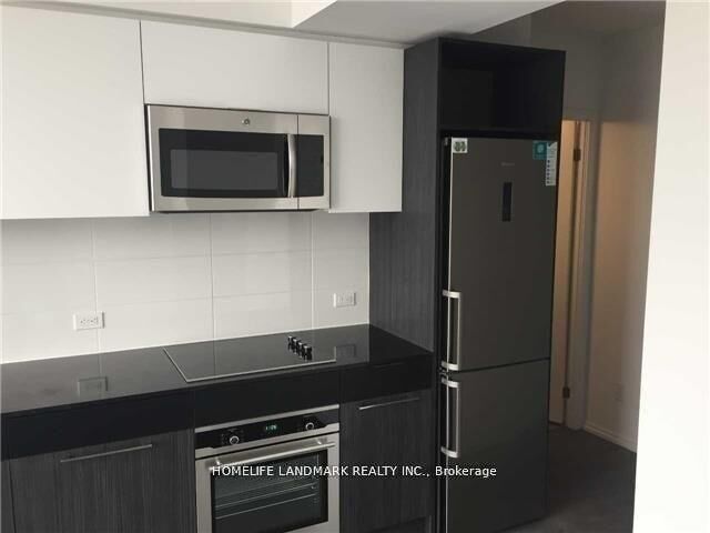 Property Photo: 68 Shuter Street Ph09 ON M5B 1B4