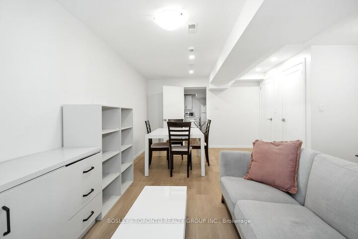 Property Photo: 146 Earlscourt Avenue Lower ON M6E 4A9
