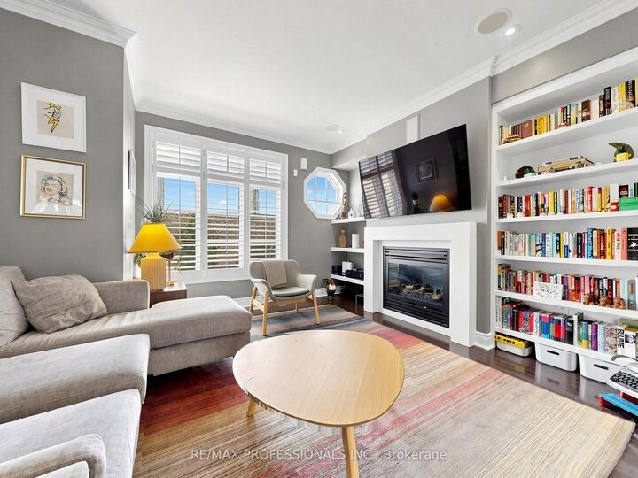 Property Photo: 839 Oxford Street C ON M8Z 0B3