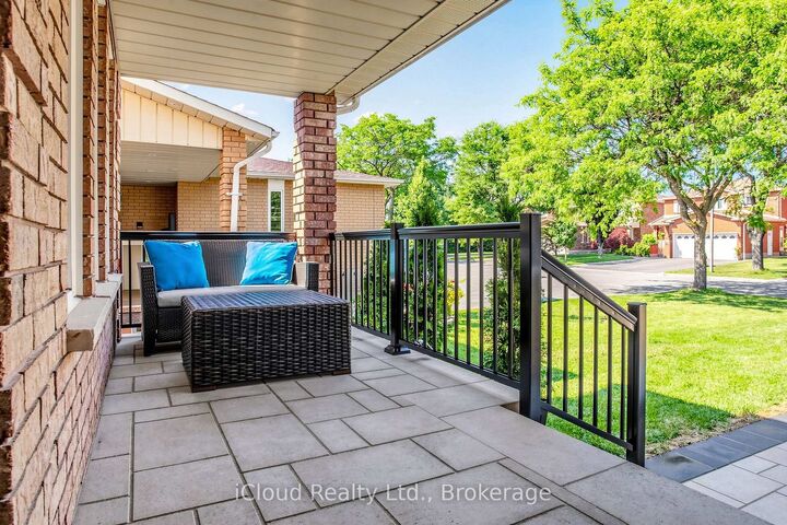 Property Photo: 15 San Marko Place ON L4L 7M6