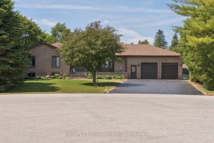 Photo de la propriété: 4 Blackburn Avenue ON L0M 1P0
