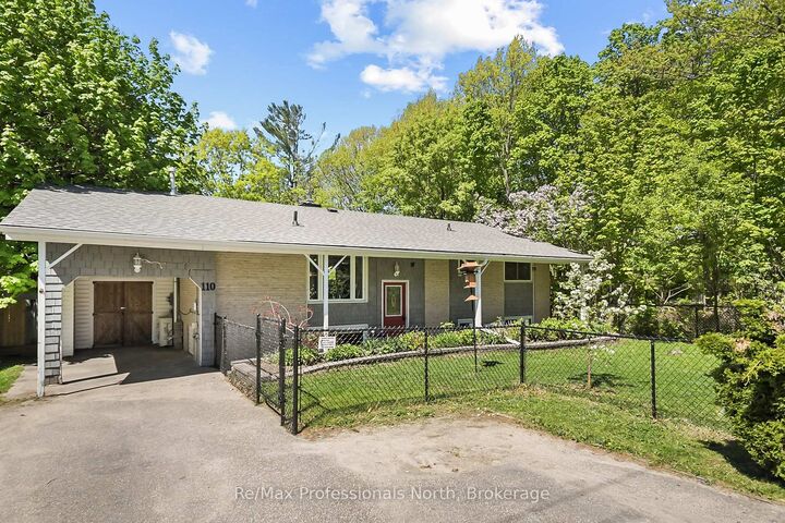 Property Photo:  110 Fraser Street  ON P1P 1C9 