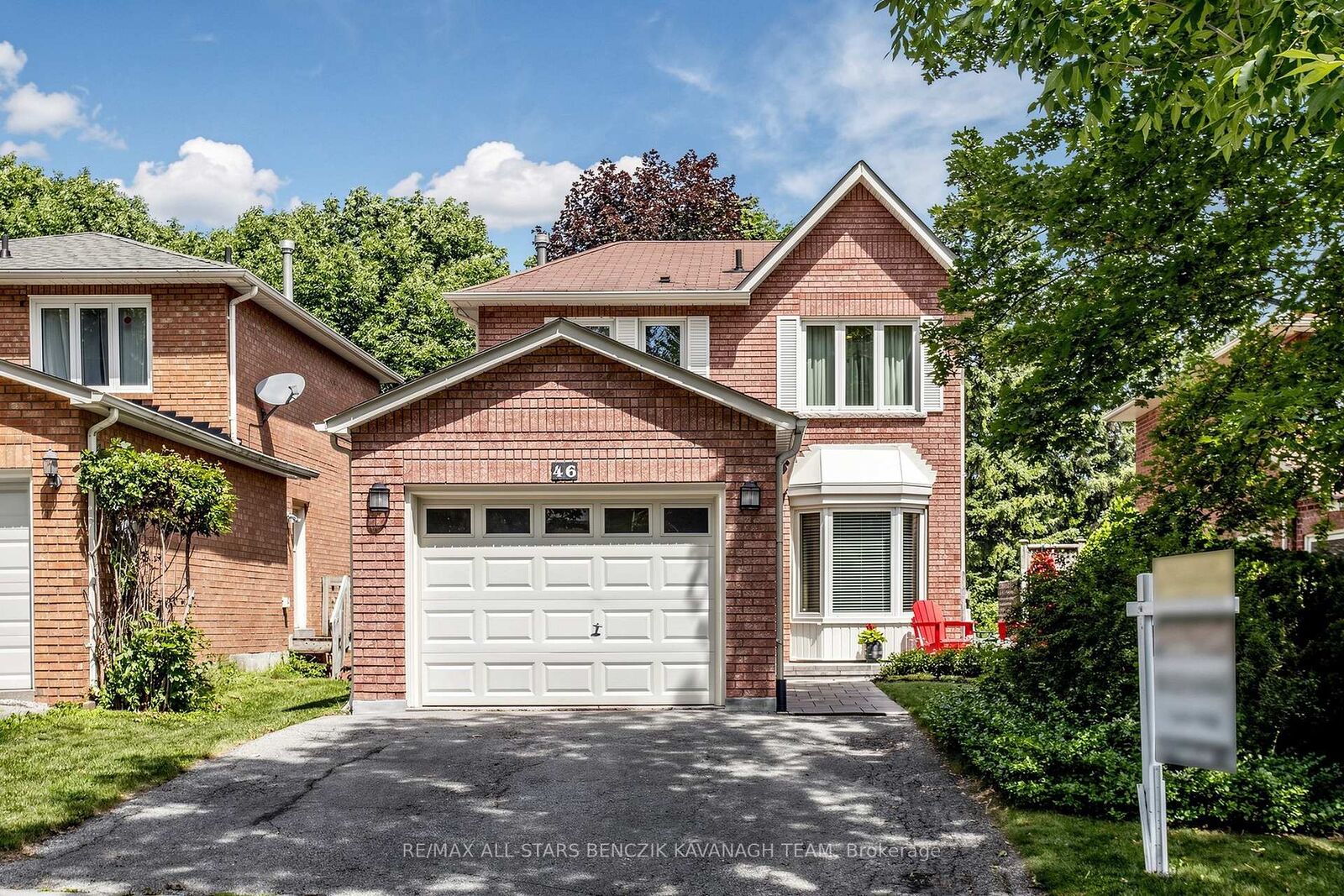 Property Photo: 46 Crawford Rose Drive ON L4G 4R4