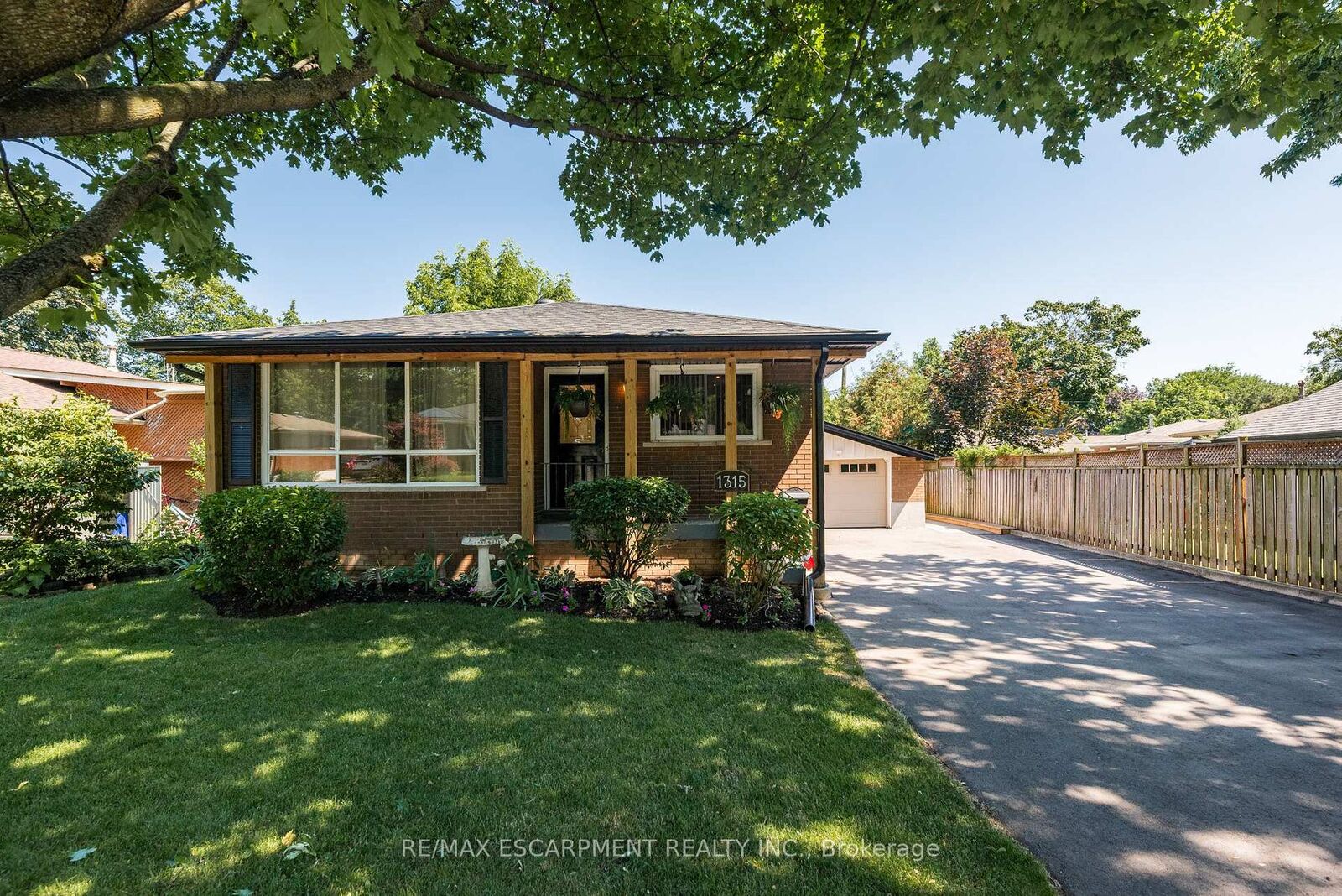Property Photo:  1315 Rosemary Crescent  ON L7P 2P3 