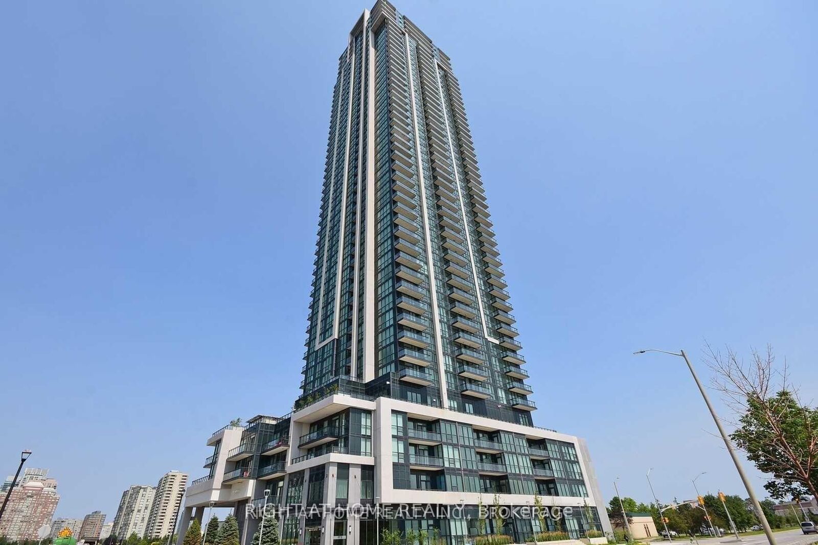 Property Photo: 3975 Grand Park Drive 4802 ON L5B 4M6