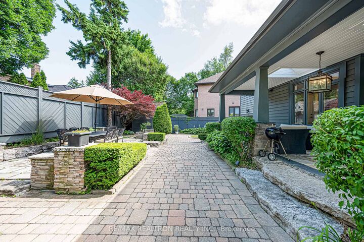 Property Photo: 37 Stuart Crescent ON M2N 1A6