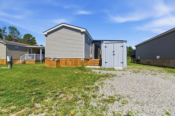 Property Photo: 1235 Villiers Line 13 Lambton Avenue ON K0L 2G0