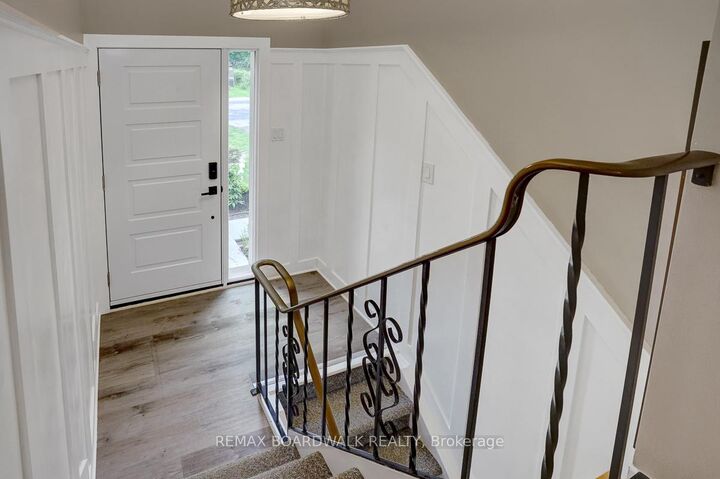 Property Photo:  101 Park Avenue  ON K7C 2H4 