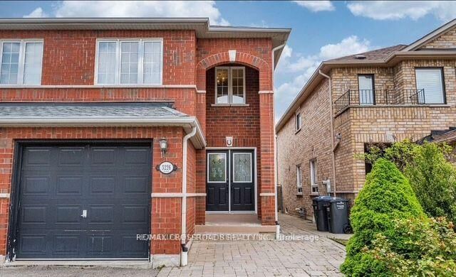 Property Photo: 3226 Raindance Crescent ON L5N 8L6
