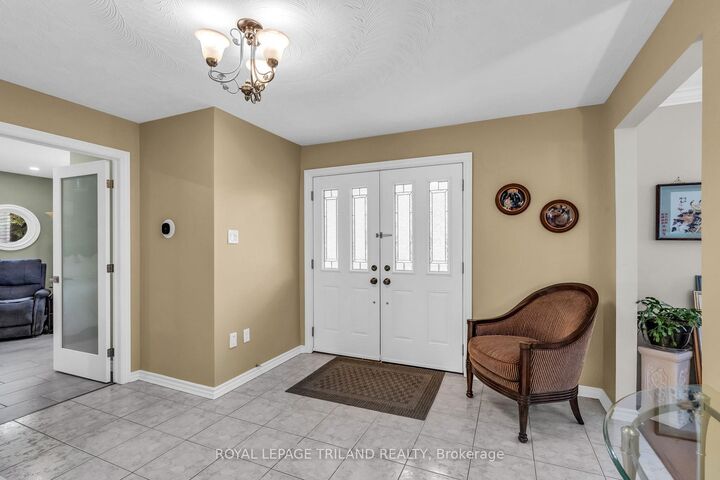 Property Photo: 26 Northcrest Drive ON N5X 3V8