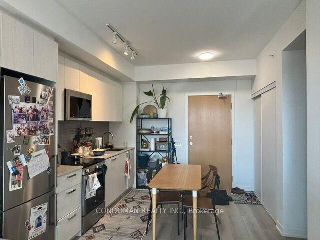 Property Photo:  1787 St Clair Avenue W 713  ON M6N 0B7 