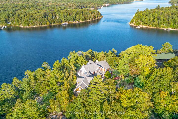 22 Beacon Point Drive — photo 1