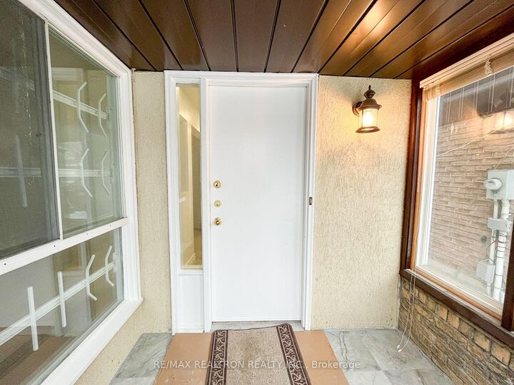 Property Photo: 47 Cheeseman Drive ON L3R 3G3
