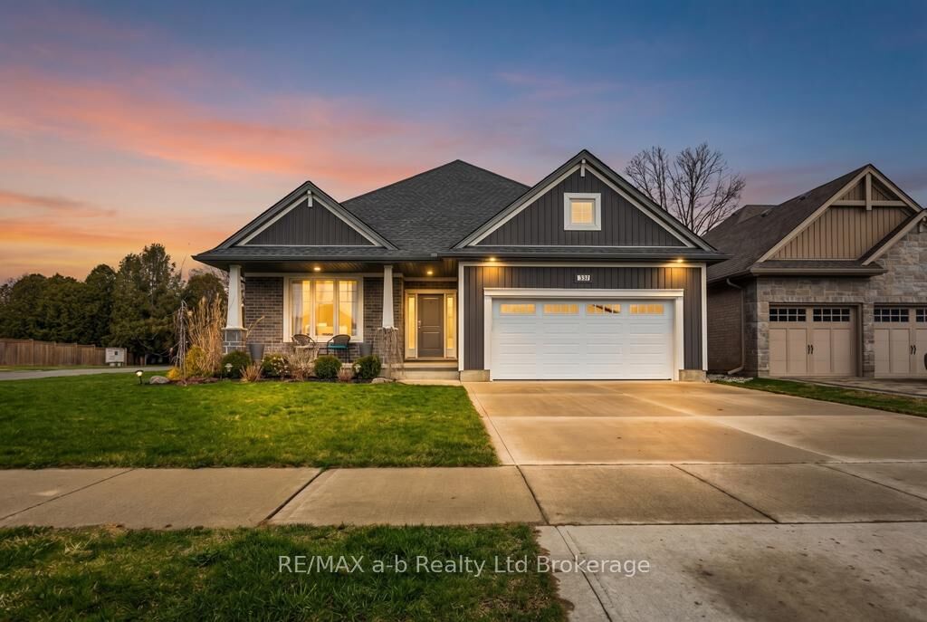 Property Photo:  241 Wilson Avenue  ON N4G 0H4 