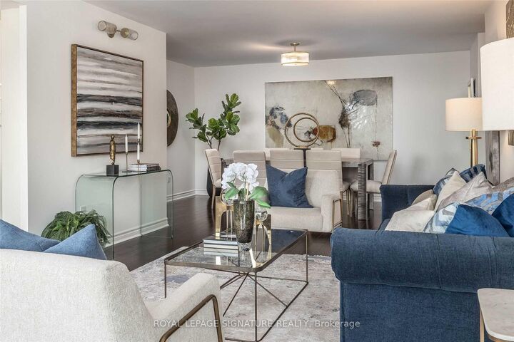 Property Photo:  5444 Yonge Street 1905  ON M2N 6J4 