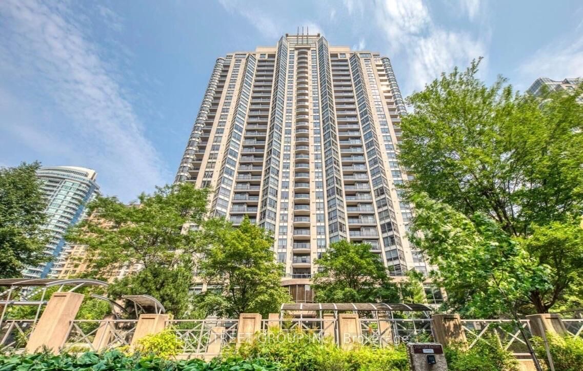 Property Photo:  10 Northtown Way 505  ON M2N 7L4 