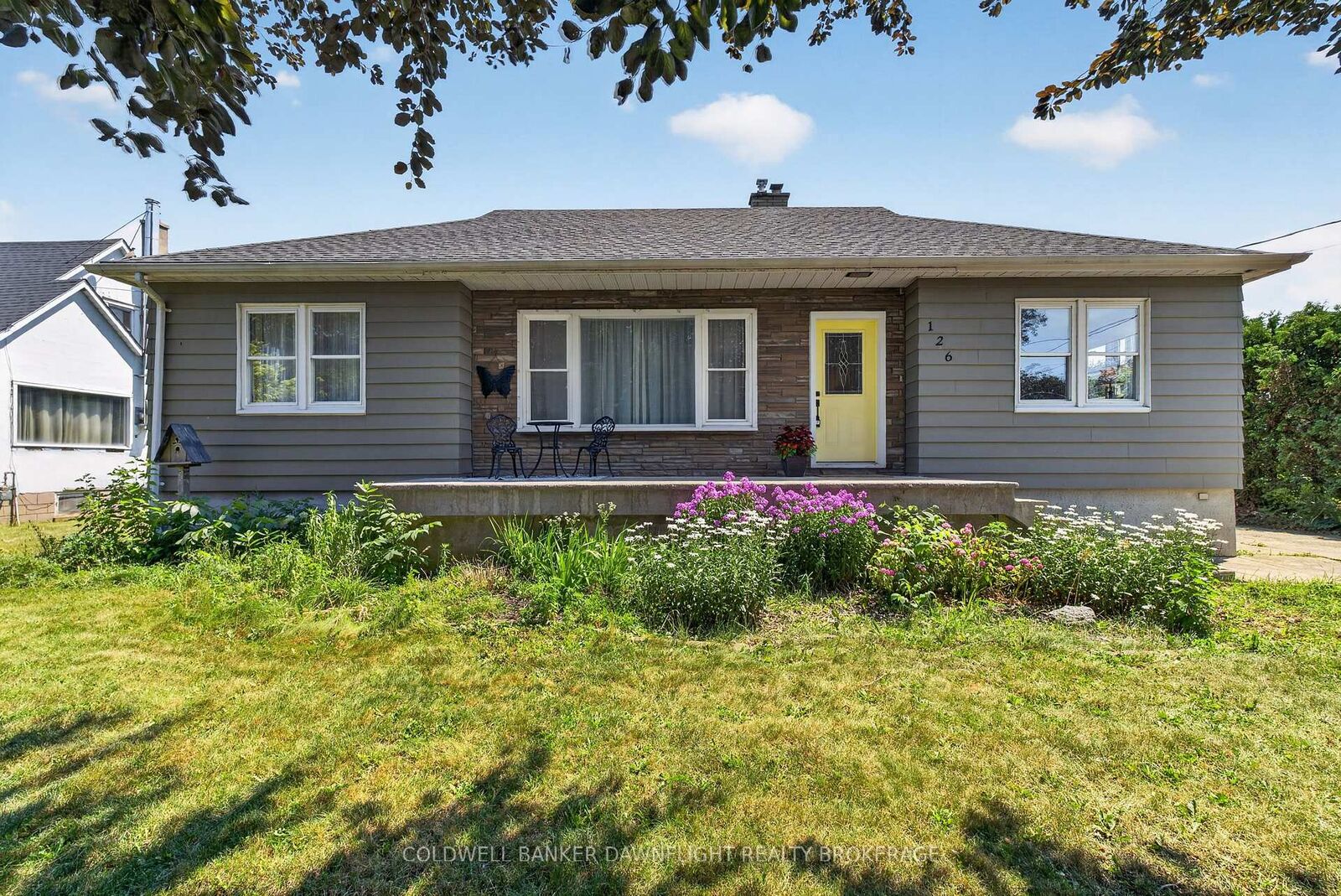 Property Photo: 126 Centre Street ON N0M 1N0