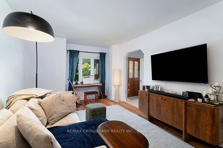 Property Photo:  65 Manitoba Street  ON M8Y 1E1 