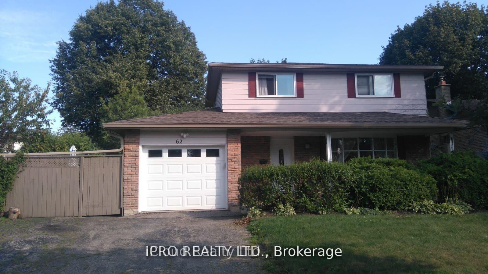 Property Photo: 62 Ambleside Drive ON L6Y 1B9