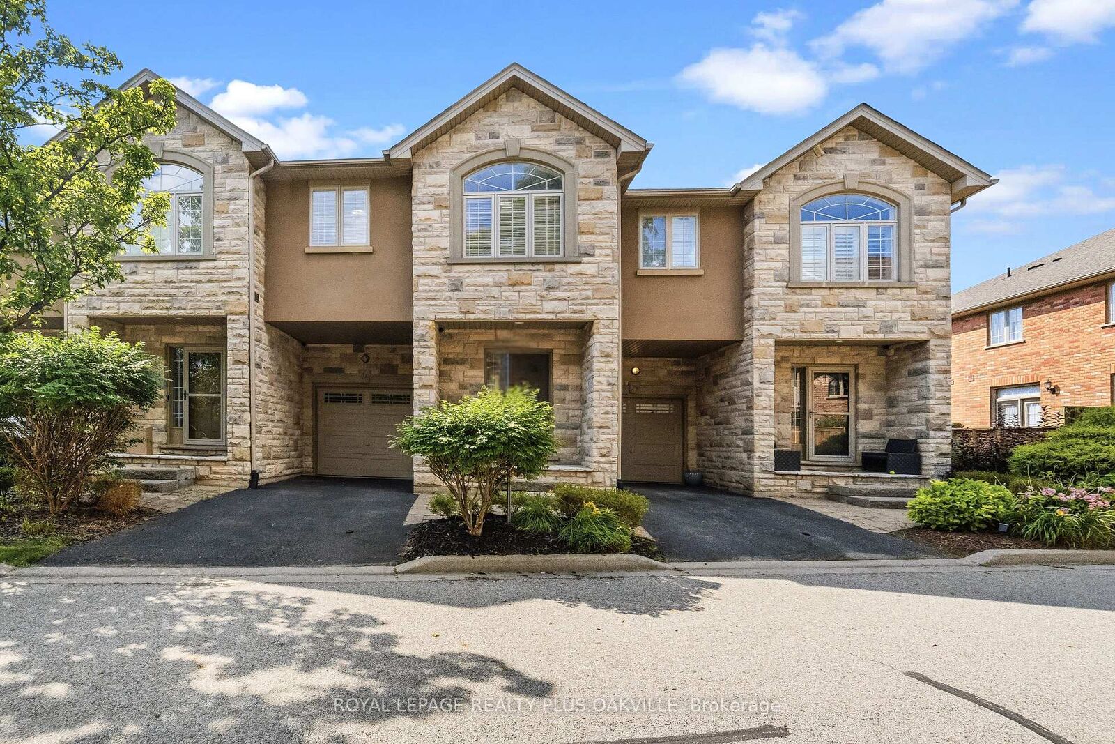Property Photo: 2282 Orchard Road 24 ON L7L 0B5
